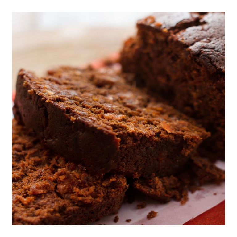 Rich Christmas Plum Cake